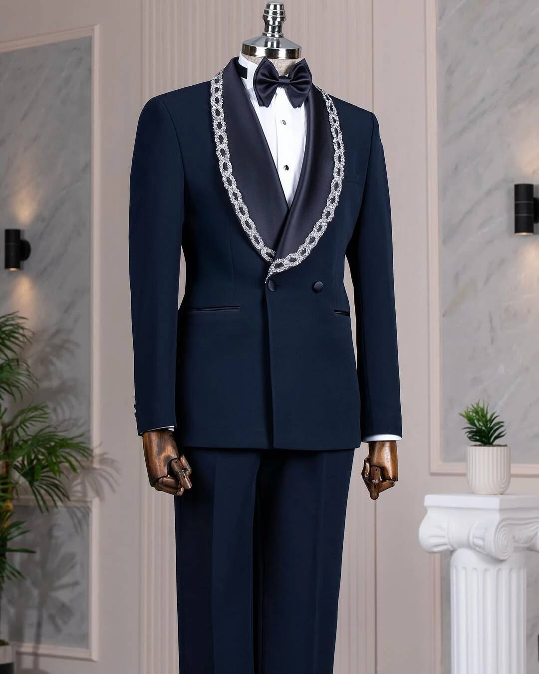 Men'S Grooming Daily - Navy Blue Crystal Embellished Shawl Lapel