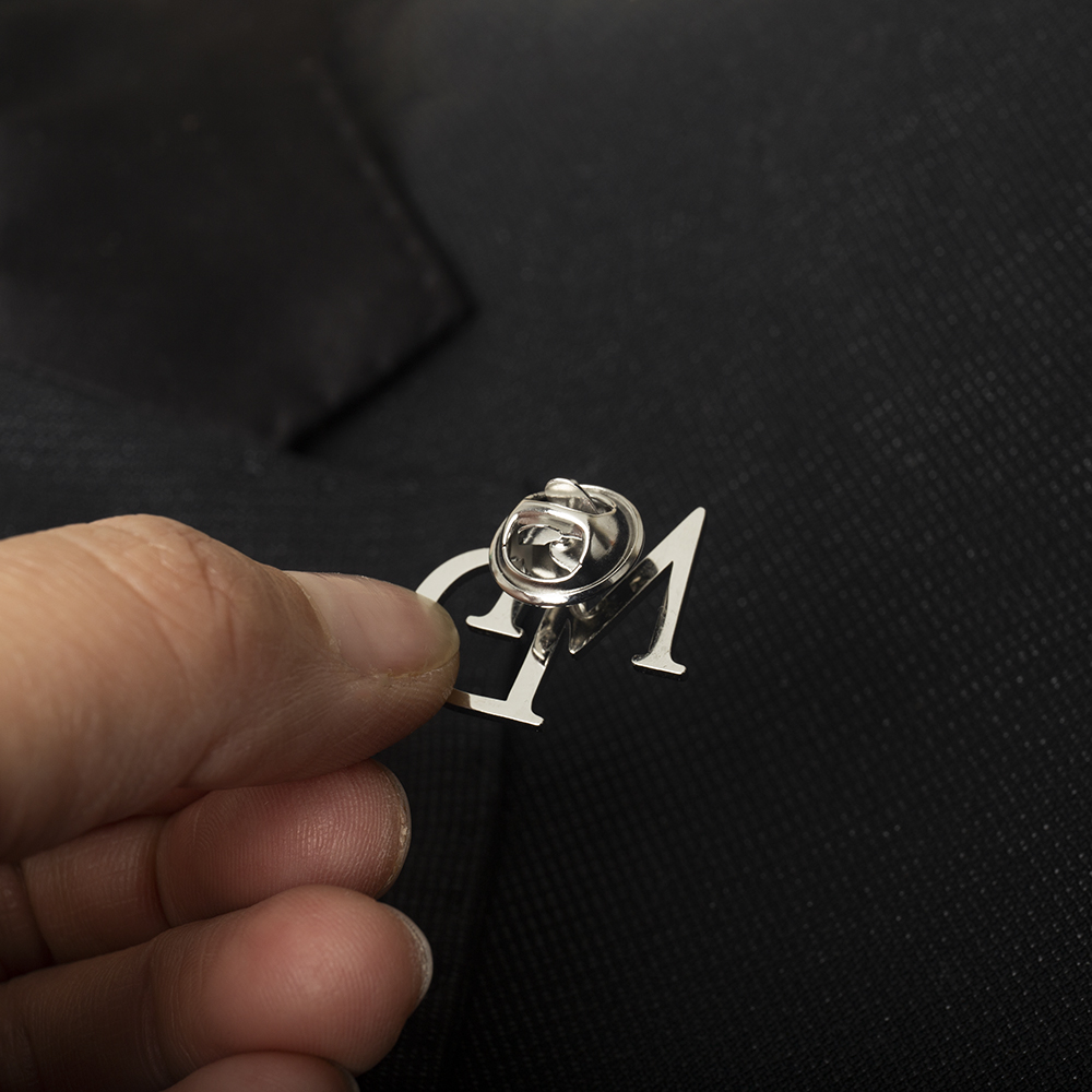 Tangula Custom Initials Brooch - огляд і ціна Men'S Grooming Daily