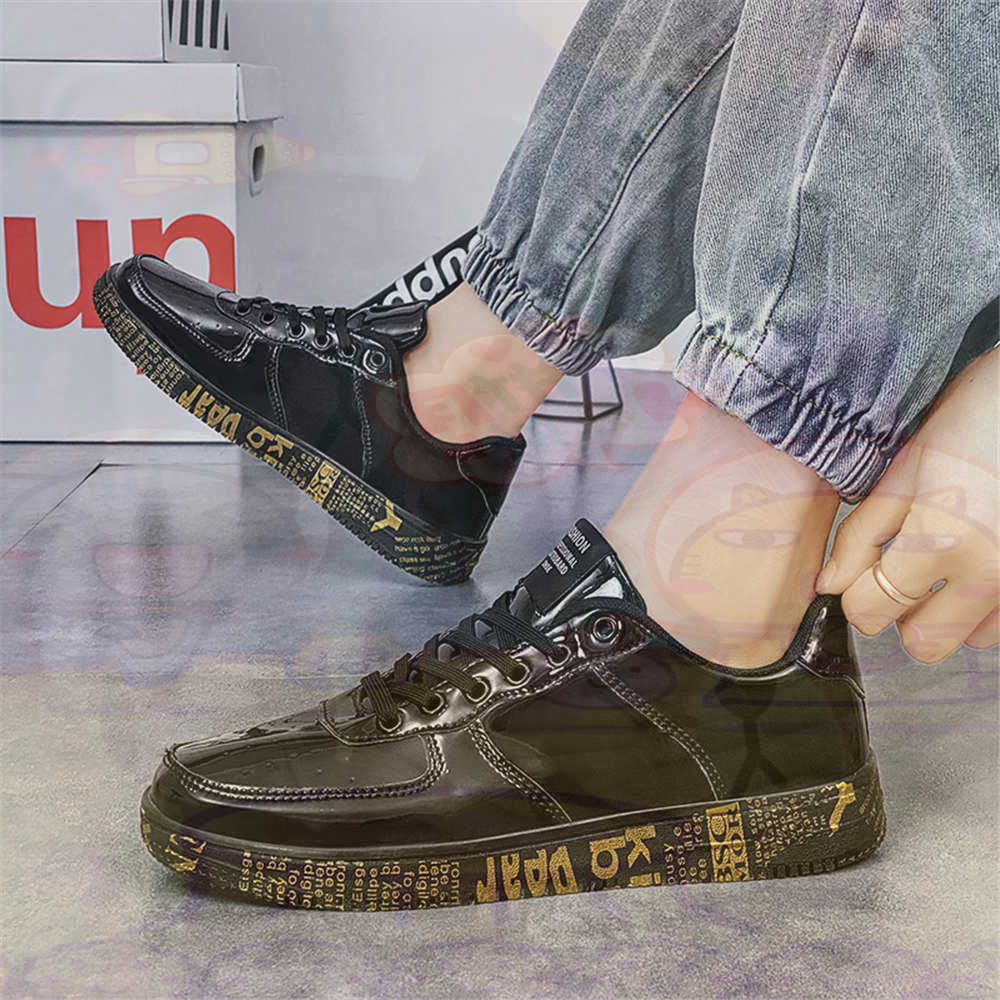 Round Foot Size 45 Sneakers Wh - огляд і ціна Mens Vintage Grooming Kit